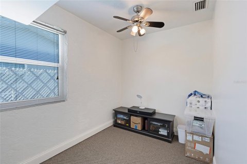 Villa ou maison à vendre à Palm Harbor, Floride: 2 chambres, 89.37 m2 № 1847911 - photo 26