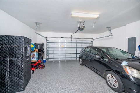 Villa ou maison à vendre à Miami, Floride: 4 chambres, 240.71 m2 № 2084828 - photo 26
