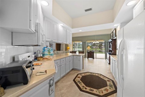 Купить виллу или дом в Сарасота, Флорида 7 комнат, 234.21м2, № 1900738 - фото 11