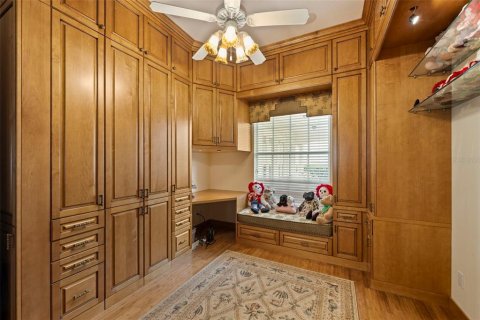 Купить виллу или дом в Сарасота, Флорида 7 комнат, 234.21м2, № 1900738 - фото 18