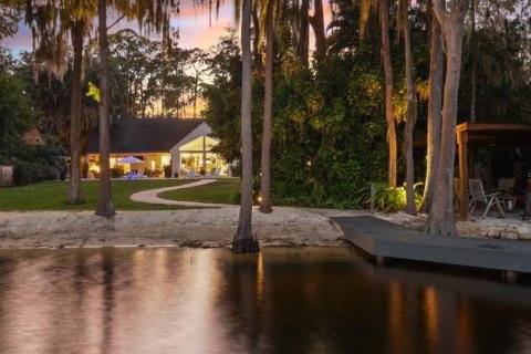 Casa en venta en Orlando, Florida, 4 dormitorios, 380.34 m2 № 2151394 - foto 28