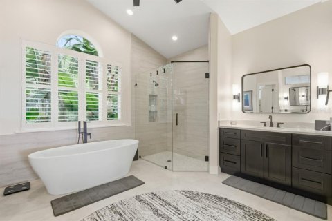Casa en venta en Orlando, Florida, 4 dormitorios, 380.34 m2 № 2151394 - foto 11