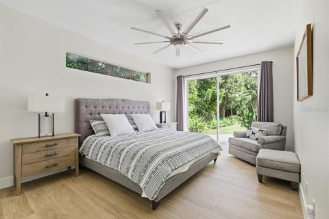 Casa en venta en Orlando, Florida, 4 dormitorios, 380.34 m2 № 2151394 - foto 16