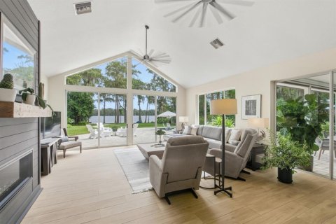 Casa en venta en Orlando, Florida, 4 dormitorios, 380.34 m2 № 2151394 - foto 7