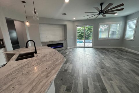 Villa ou maison à louer à Punta Gorda, Floride: 3 chambres, 203.92 m2 № 2391164 - photo 12