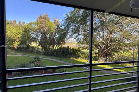 Купить кондоминиум в Пемброк-Пайнс, Флорида 2 спальни, 91.04м2, № 1996869 - фото 20