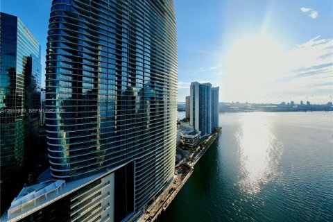 Condo in Miami, Florida, 1 bedroom  № 2074947