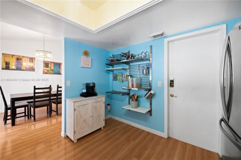 Villa ou maison à vendre à Sunrise, Floride: 3 chambres, 114.73 m2 № 1948519 - photo 14