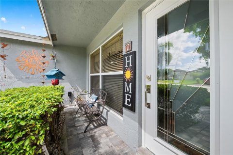 Villa ou maison à vendre à Sunrise, Floride: 3 chambres, 114.73 m2 № 1948519 - photo 7