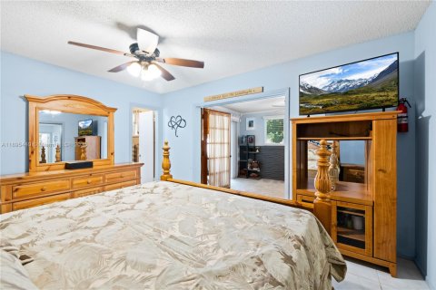 Villa ou maison à vendre à Sunrise, Floride: 3 chambres, 114.73 m2 № 1948519 - photo 16