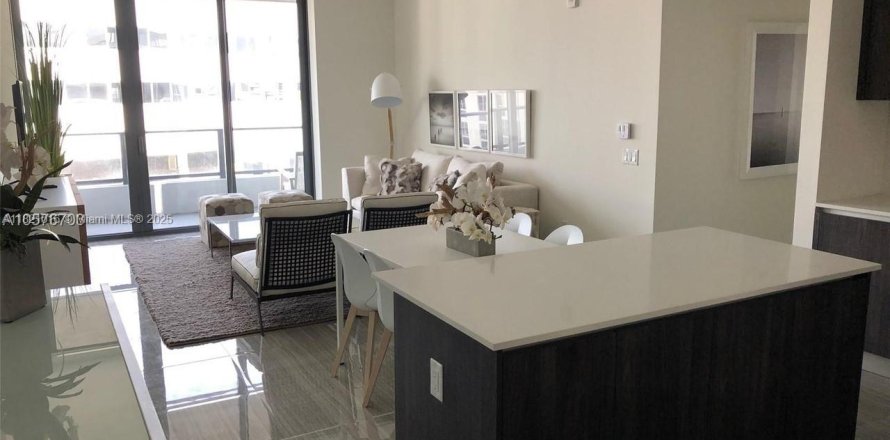 Condominio en Aventura, Florida, 3 dormitorios № 1933622