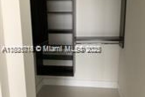 Condo in Aventura, Florida, 3 bedrooms № 1933622 - photo 13