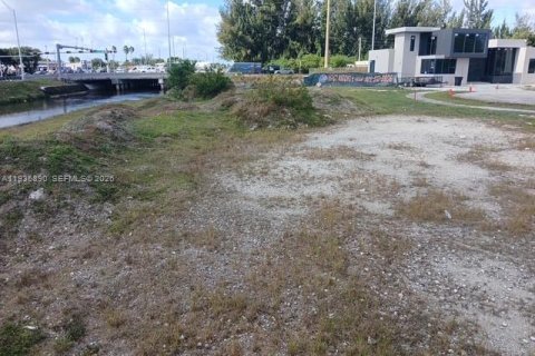 Terrain à Miami, Floride № 1996234