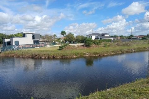 Terrain à vendre à Miami, Floride № 1996234 - photo 6
