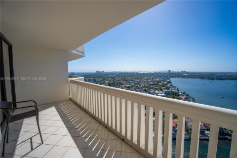 Condominio en venta en Aventura, Florida, 3 dormitorios, 141.21 m2 № 2022234 - foto 26