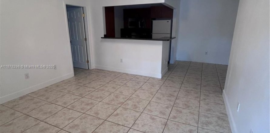 Condo à Tamarac, Floride, 2 chambres  № 1977979