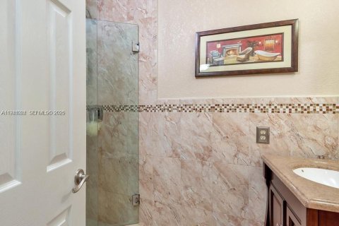 Copropriété à louer à Hialeah, Floride: 2 chambres, 93.46 m2 № 2001290 - photo 6