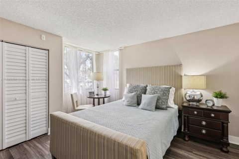 Appartement à louer à Coconut Creek, Floride: 2 chambres, 111.2 m2 № 1947592 - photo 19