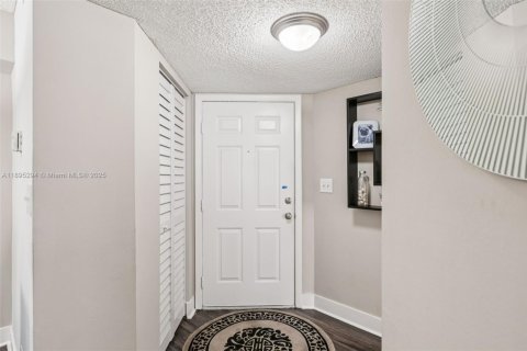 Appartement à louer à Coconut Creek, Floride: 2 chambres, 111.2 m2 № 1947592 - photo 11