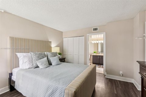 Appartement à louer à Coconut Creek, Floride: 2 chambres, 111.2 m2 № 1947592 - photo 18