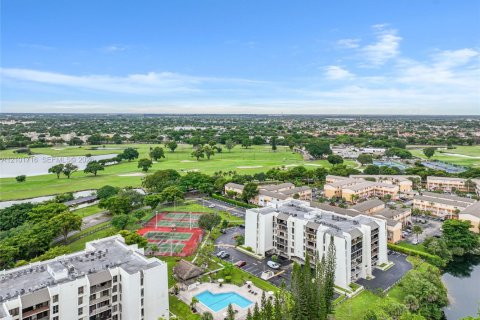 Купить кондоминиум в Майами, Флорида 2 спальни, 111.48м2, № 2409441 - фото 28