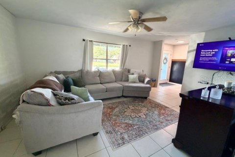 Villa ou maison à vendre à Port Orange, Floride: 3 chambres, 135.92 m2 № 2107840 - photo 6