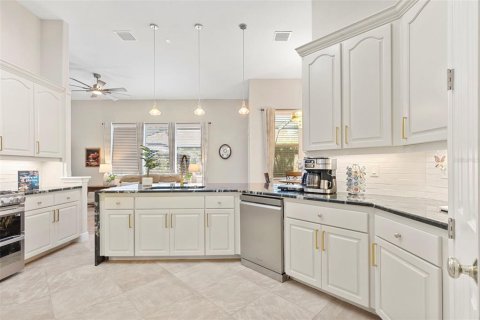 Villa ou maison à vendre à Tampa, Floride: 5 chambres, 366.69 m2 № 2196471 - photo 3