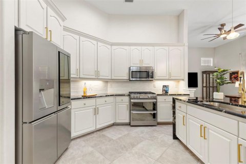 Villa ou maison à vendre à Tampa, Floride: 5 chambres, 366.69 m2 № 2196471 - photo 6