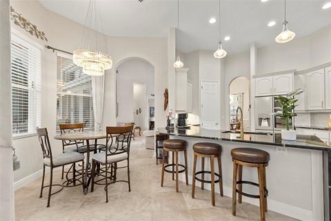 Villa ou maison à vendre à Tampa, Floride: 5 chambres, 366.69 m2 № 2196471 - photo 11