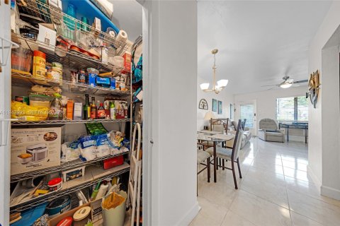 Copropriété à vendre à Miami, Floride: 1 chambre, 57.6 m2 № 2004091 - photo 9