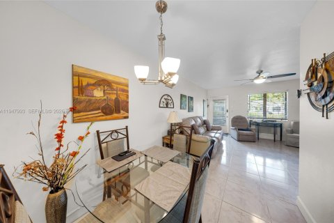 Copropriété à vendre à Miami, Floride: 1 chambre, 57.6 m2 № 2004091 - photo 6