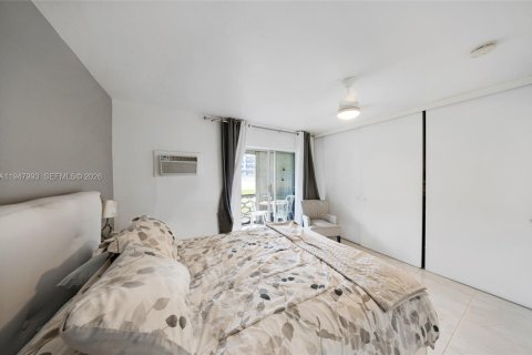 Copropriété à vendre à Miami, Floride: 1 chambre, 57.6 m2 № 2004091 - photo 12