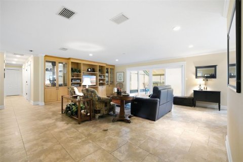 House in Lutz, Florida 4 bedrooms, 219.25 sq.m. № 2416296 - photo 11