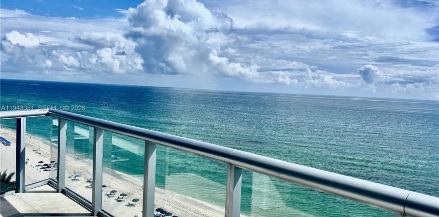 Condo à Sunny Isles Beach, Floride, 1 chambre  № 1999568