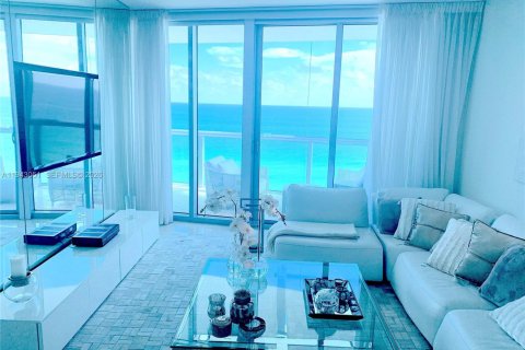 Copropriété à vendre à Sunny Isles Beach, Floride: 1 chambre, 103.12 m2 № 1999568 - photo 3