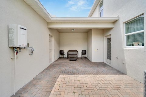 Townhouse in Apollo Beach, Florida 4 bedrooms, 202.9 sq.m. № 1616342 - photo 17