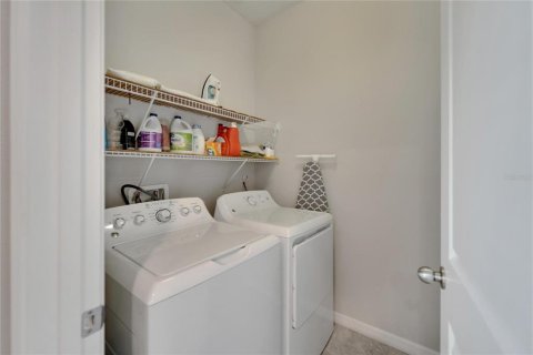 Townhouse in Apollo Beach, Florida 4 bedrooms, 202.9 sq.m. № 1616342 - photo 9