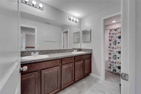Townhouse in Apollo Beach, Florida 4 bedrooms, 202.9 sq.m. № 1616342 - photo 14