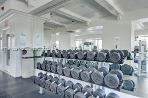 Condo in Aventura, Florida, 2 bedrooms  № 2002625 - photo 30