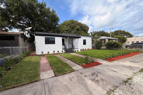 Villa ou maison à vendre à Miami, Floride: 3 chambres, 124.49 m2 № 2064172 - photo 13
