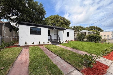 Villa ou maison à vendre à Miami, Floride: 3 chambres, 124.49 m2 № 2064172 - photo 23
