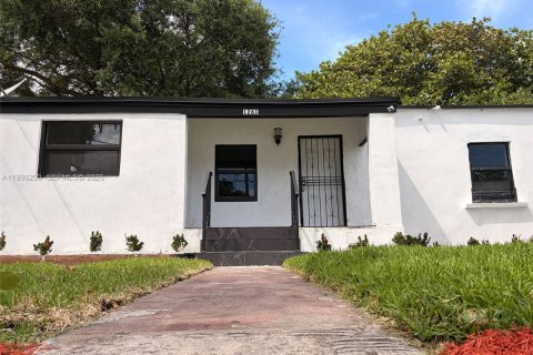 Villa ou maison à vendre à Miami, Floride: 3 chambres, 124.49 m2 № 2064172 - photo 5