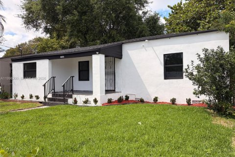 Villa ou maison à vendre à Miami, Floride: 3 chambres, 124.49 m2 № 2064172 - photo 21