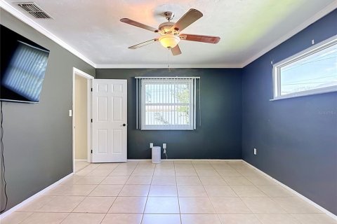 Villa ou maison à vendre à Cape Coral, Floride: 3 chambres, 130.81 m2 № 2322575 - photo 6