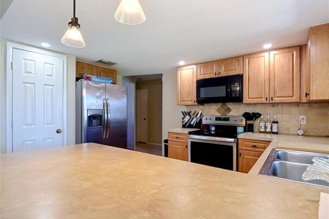 Villa ou maison à vendre à Cape Coral, Floride: 3 chambres, 130.81 m2 № 2322575 - photo 22