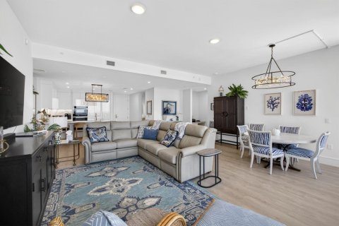 Condo in West Palm Beach, Florida, 2 bedrooms  № 2175645 - photo 9