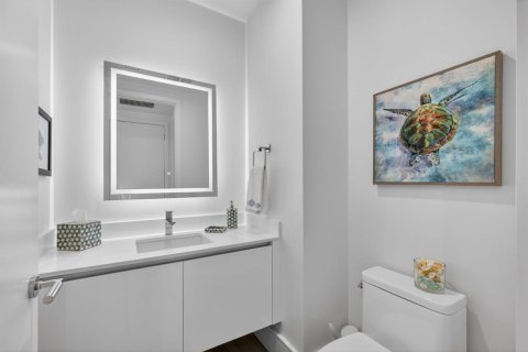 Condo in West Palm Beach, Florida, 2 bedrooms  № 2175645 - photo 29