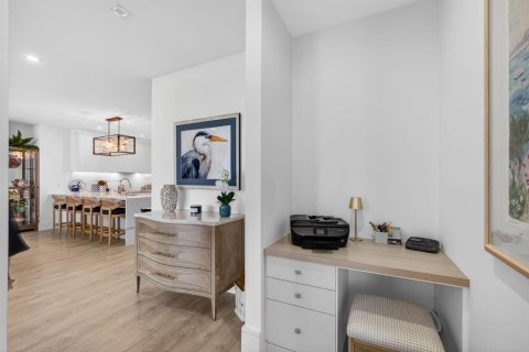 Condo in West Palm Beach, Florida, 2 bedrooms  № 2175645 - photo 13
