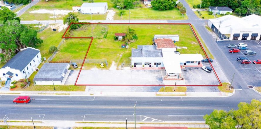 Propiedad comercial en Dade City, Florida 288.28 m2 № 1901757