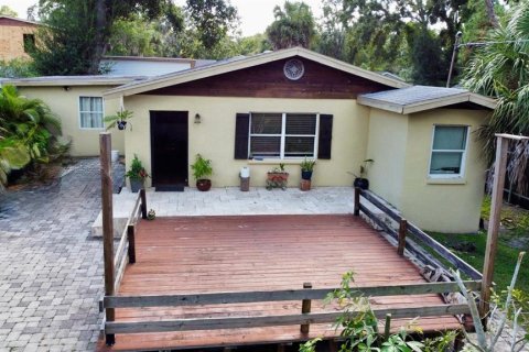 Villa ou maison à Tampa, Floride 3 chambres, 146.79 m2 № 2258667
